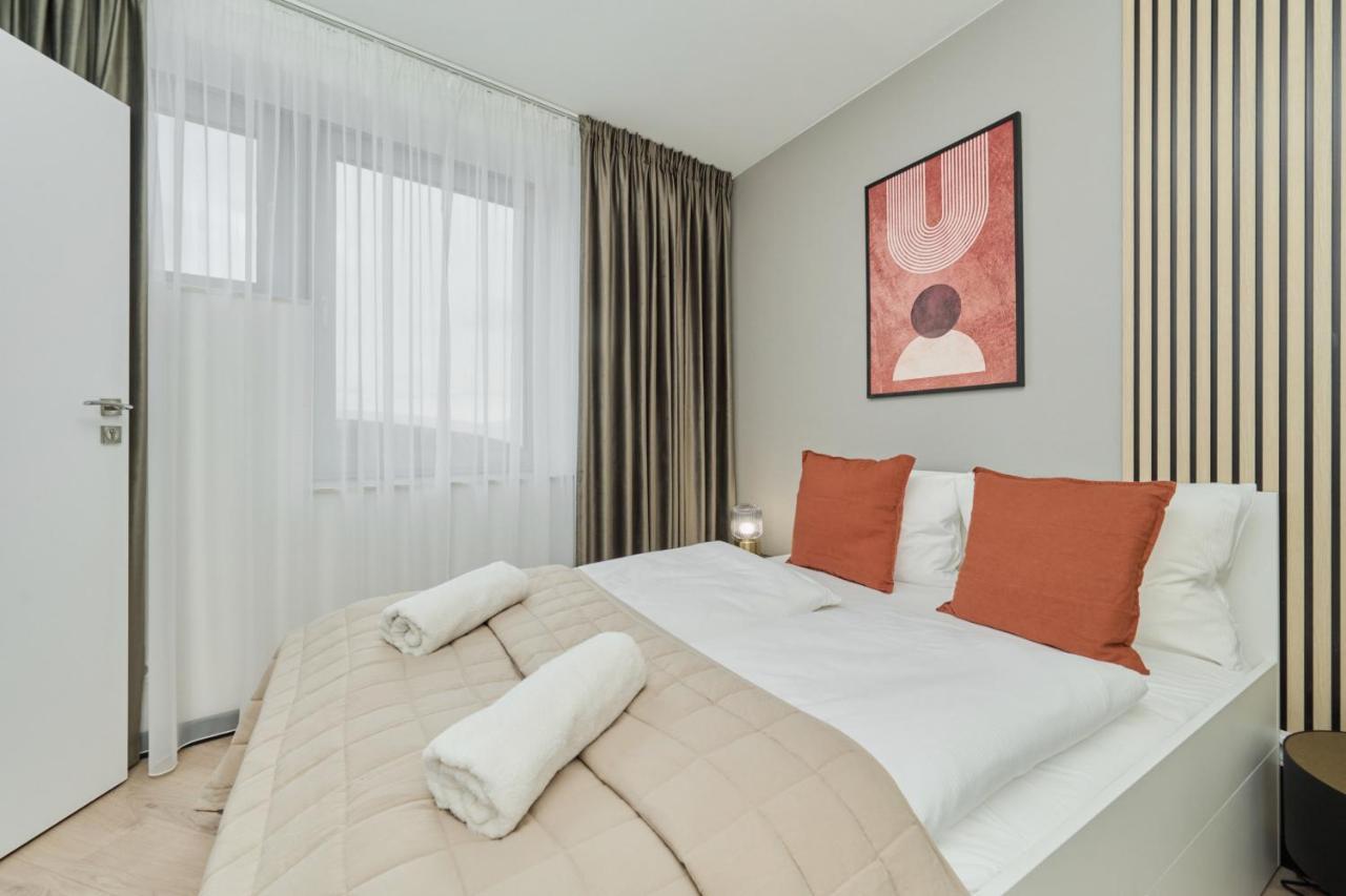 Wroclavia Apartments Dyrekcyjna By Noclegi Renters Wroclaw Ngoại thất bức ảnh