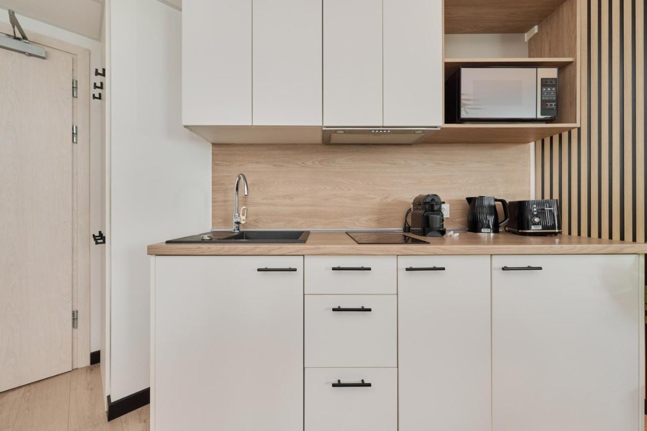 Wroclavia Apartments Dyrekcyjna By Noclegi Renters Wroclaw Ngoại thất bức ảnh