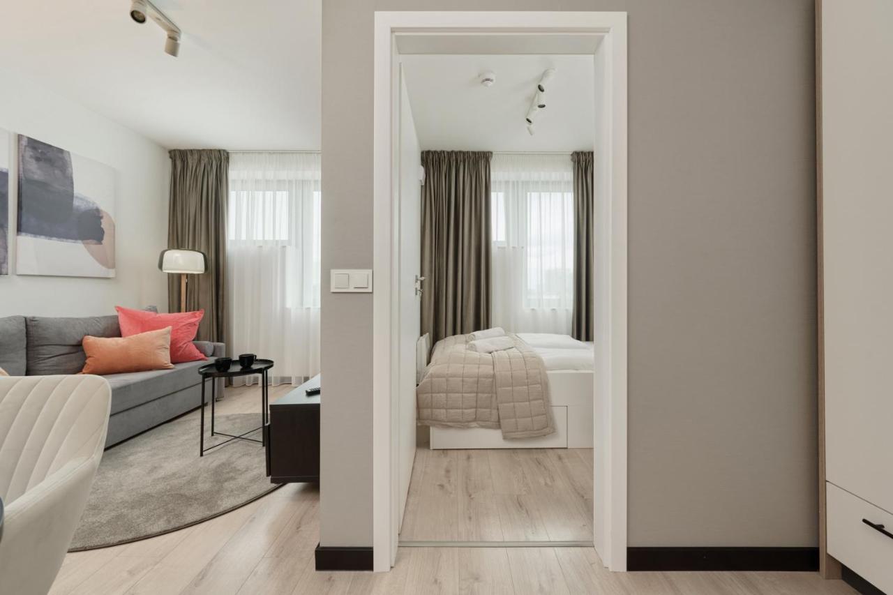 Wroclavia Apartments Dyrekcyjna By Noclegi Renters Wroclaw Ngoại thất bức ảnh