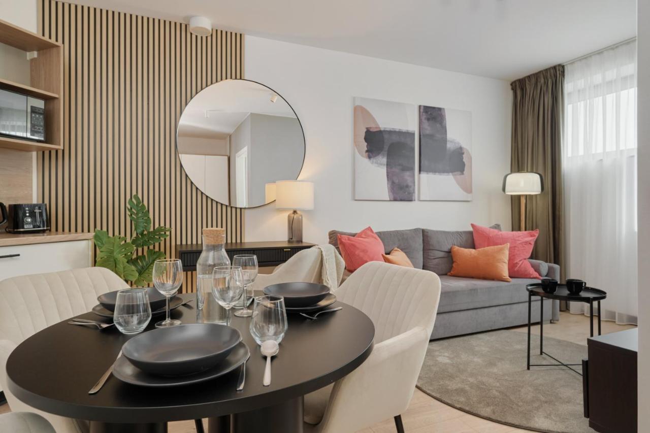Wroclavia Apartments Dyrekcyjna By Noclegi Renters Wroclaw Ngoại thất bức ảnh